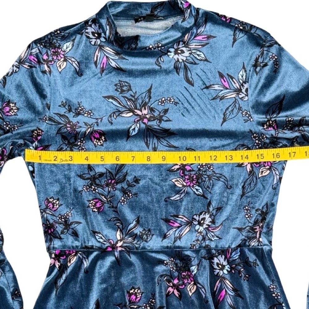 Blue Velvet Floral Dress Bell Sleeve Mock Neck Fit Flare Womens Medium - Picture 8 of 9
